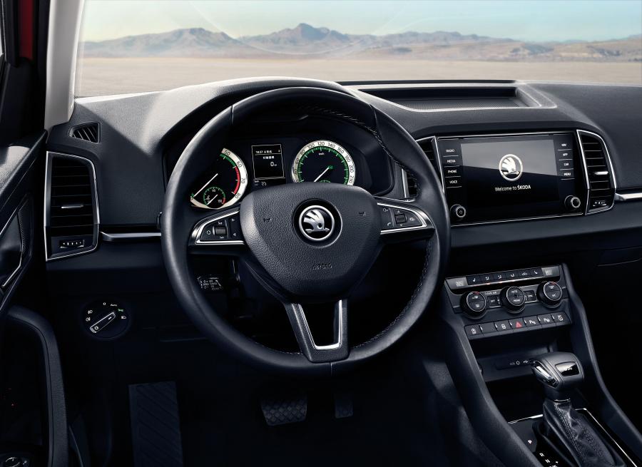 Панель приборов Skoda Karoq 2018 года  (CN) (фото 18 из 36)
